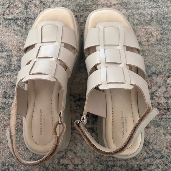 Vagabond Shoemakers Courtney Platform Fisherman Sandal in Ivory - Picture 3 of 6